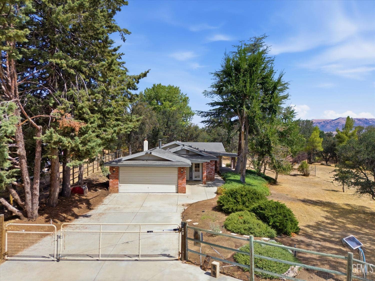 22308 Corral Court — photo 2