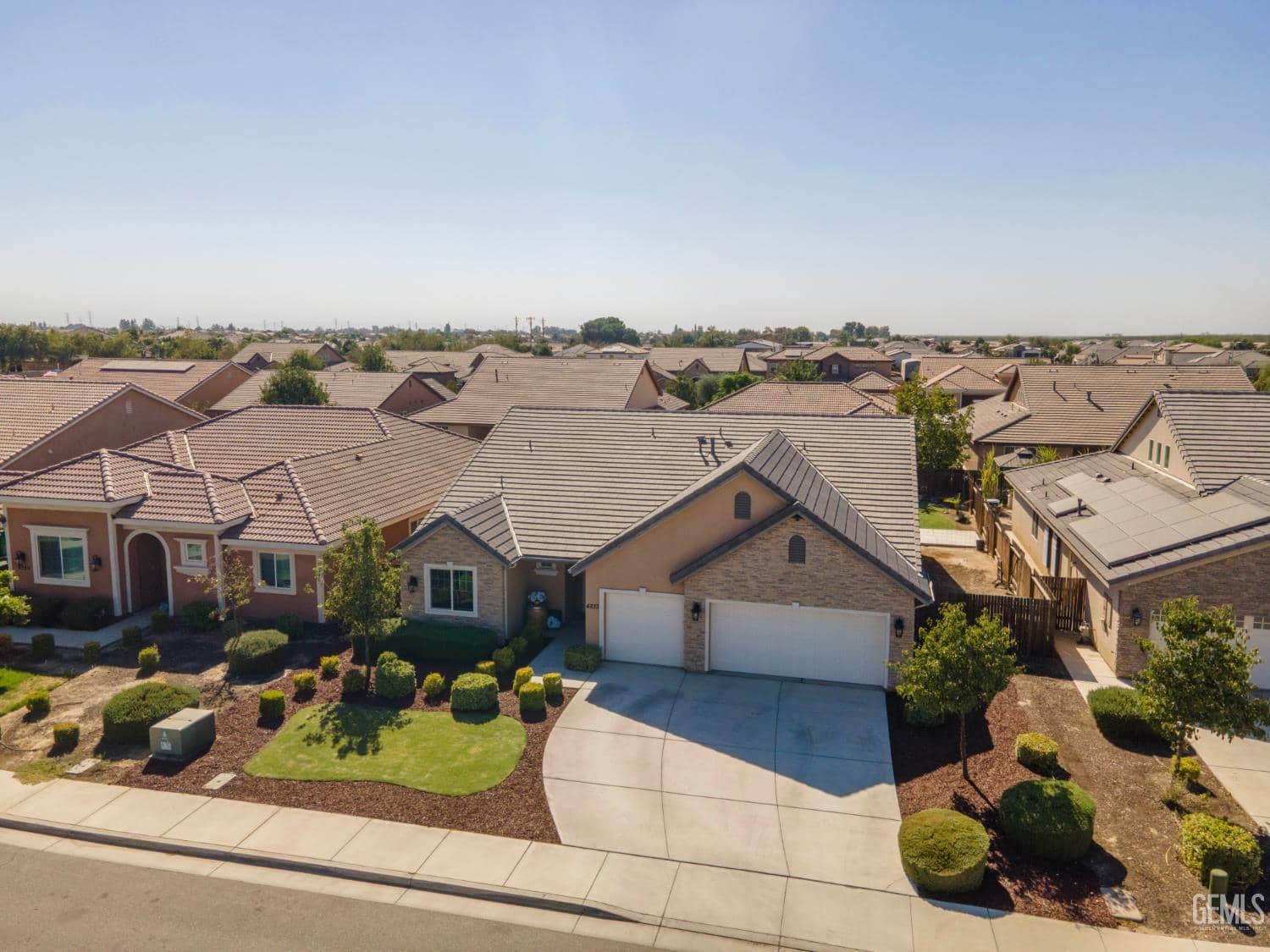 4233 Aloe Court — photo 4