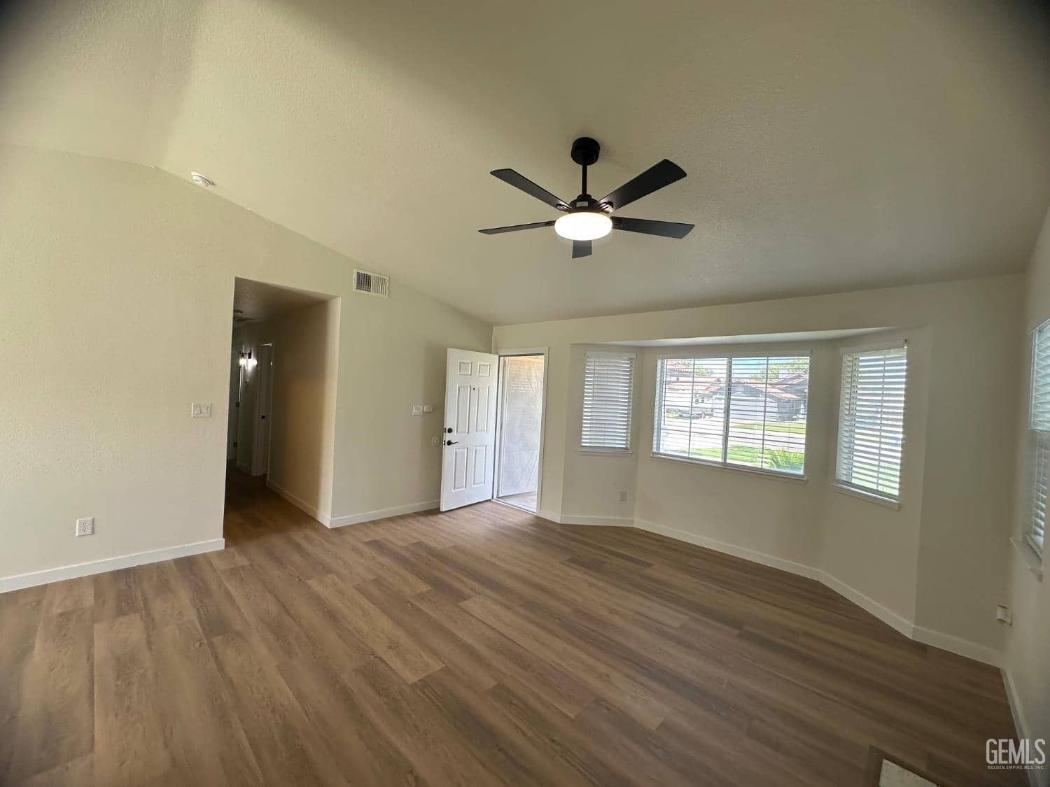 4401 Cyclone Drive — photo 4