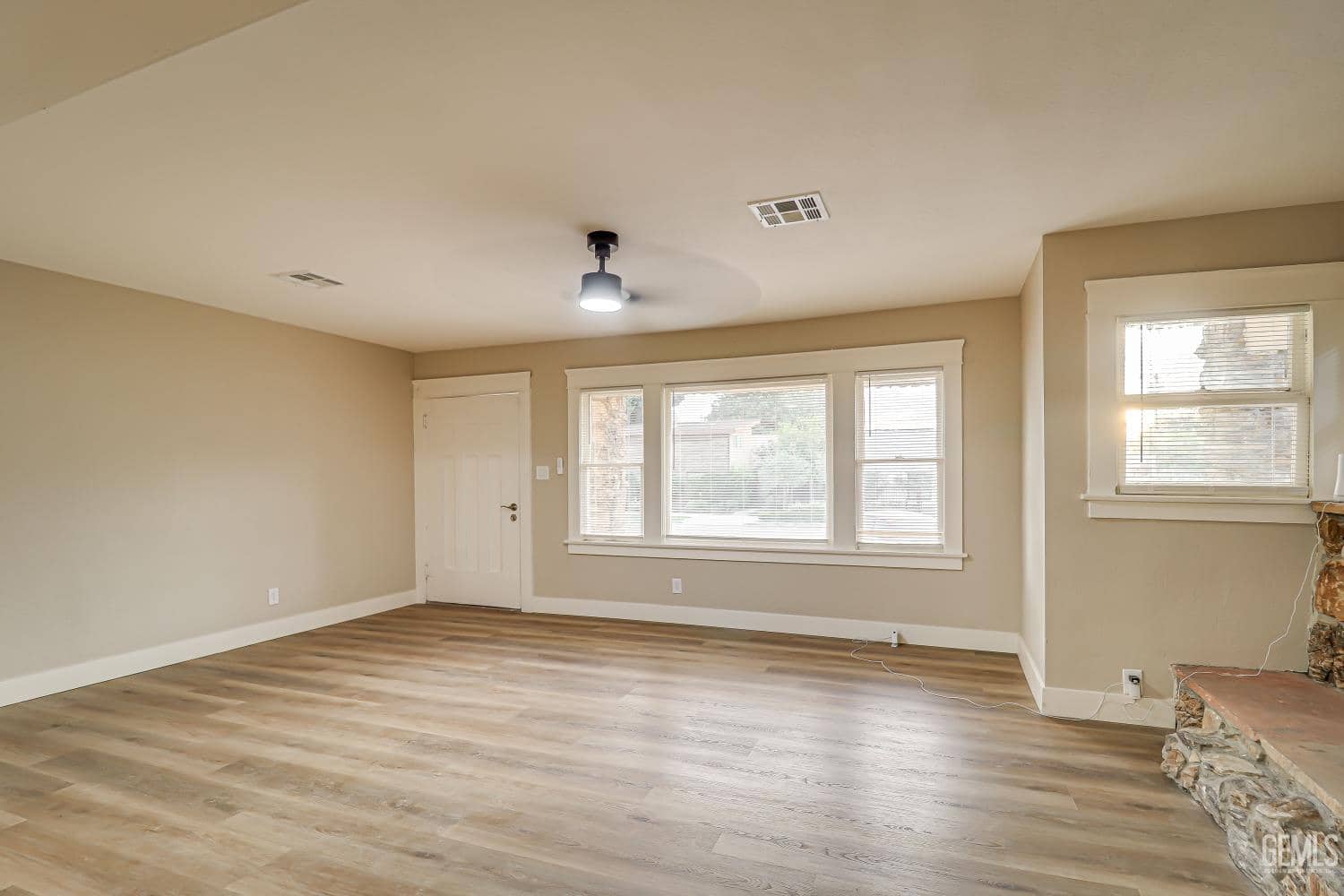 2106 E Street — photo 6