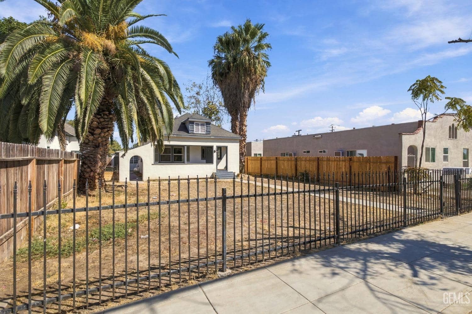 1802 Forrest Street — photo 2