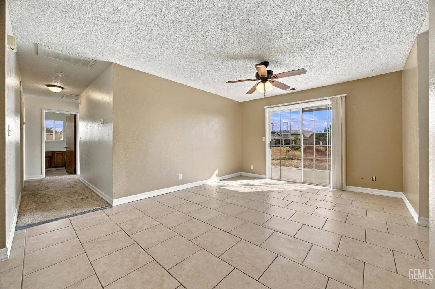 22608 Mariposa Road — photo 4