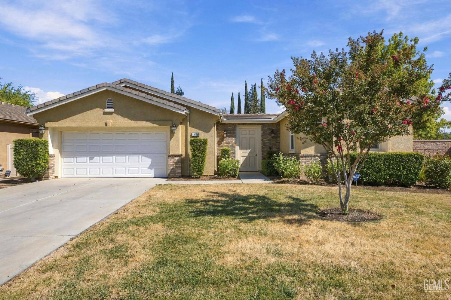 10306 Vale Royale Drive — photo 2