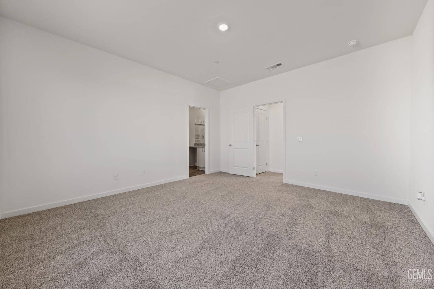 7909 Star Fruit Way — photo 6