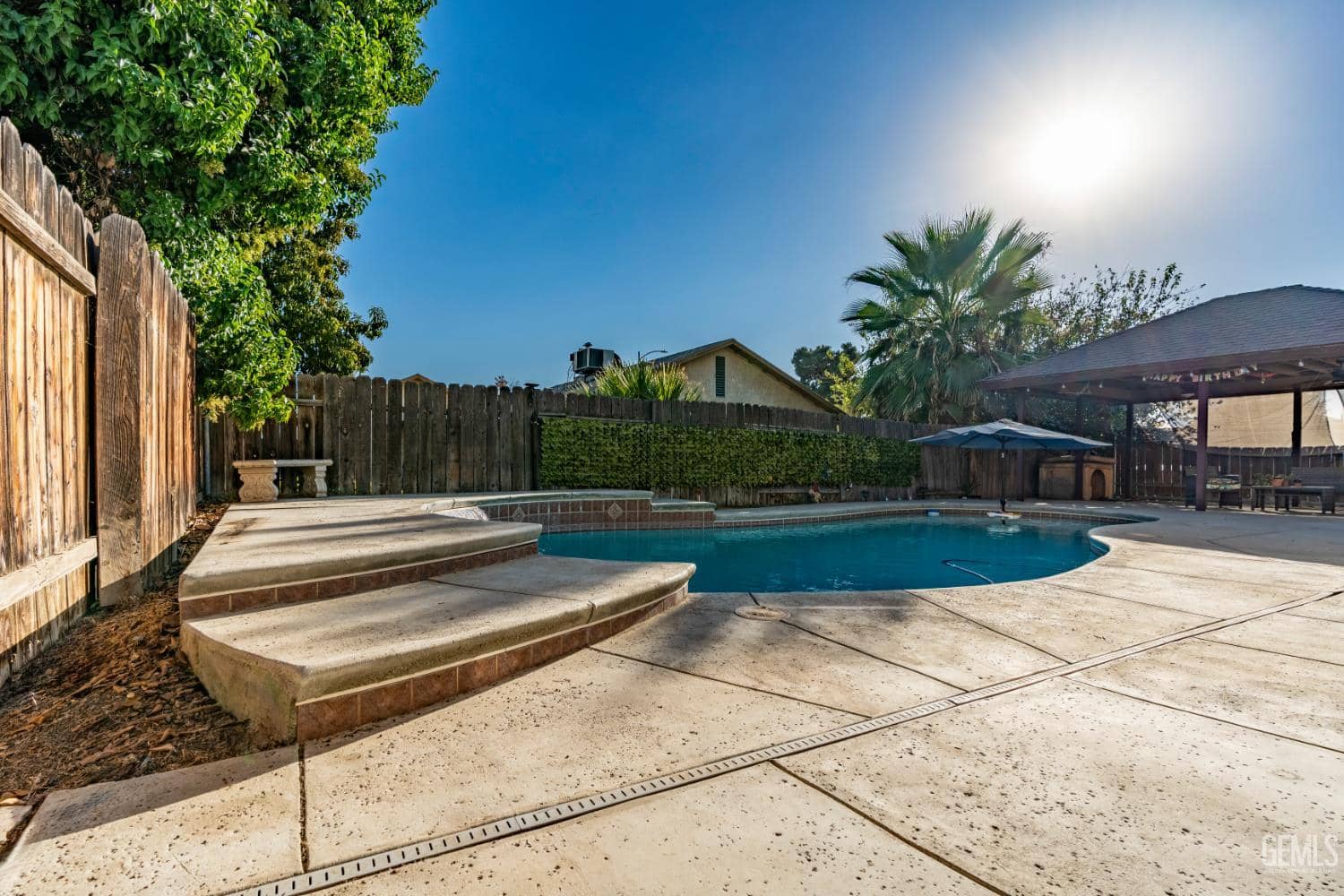 2213 Butterfield Avenue — photo 4