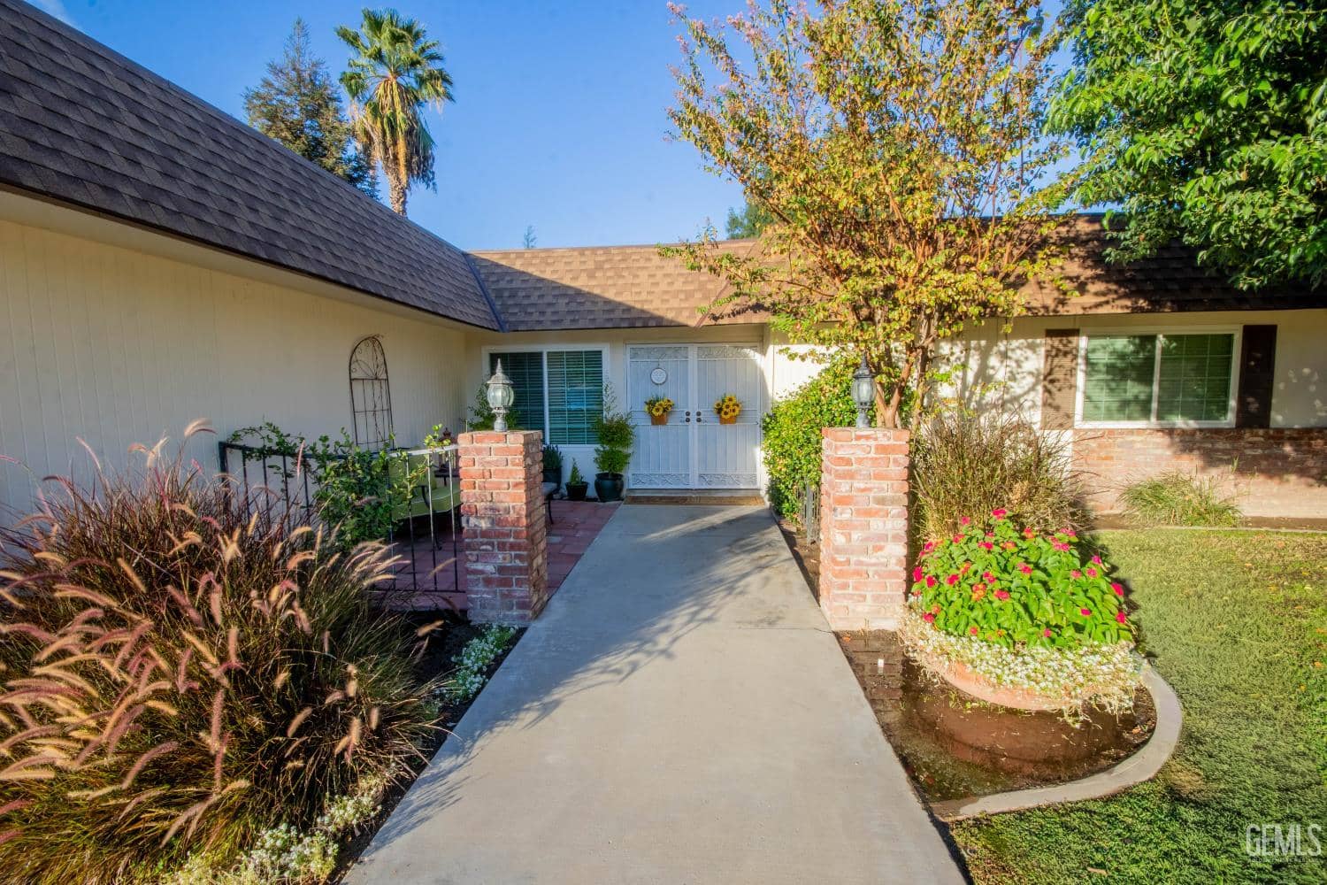 104 River Oaks Drive — photo 4