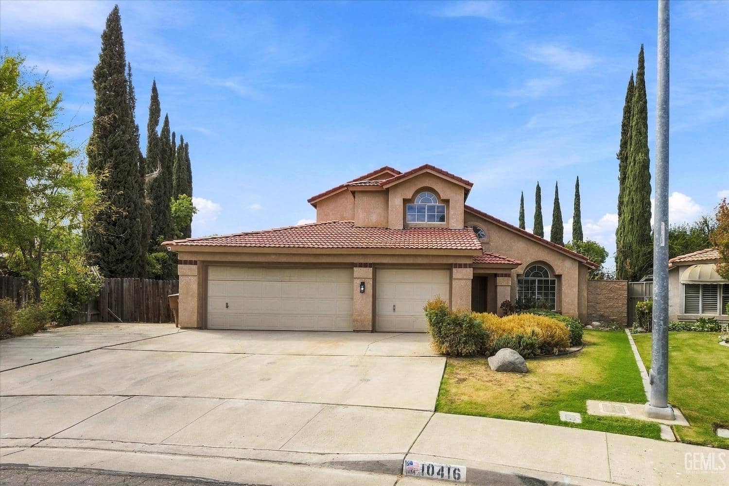 10416 Single Oak Dr — photo 3