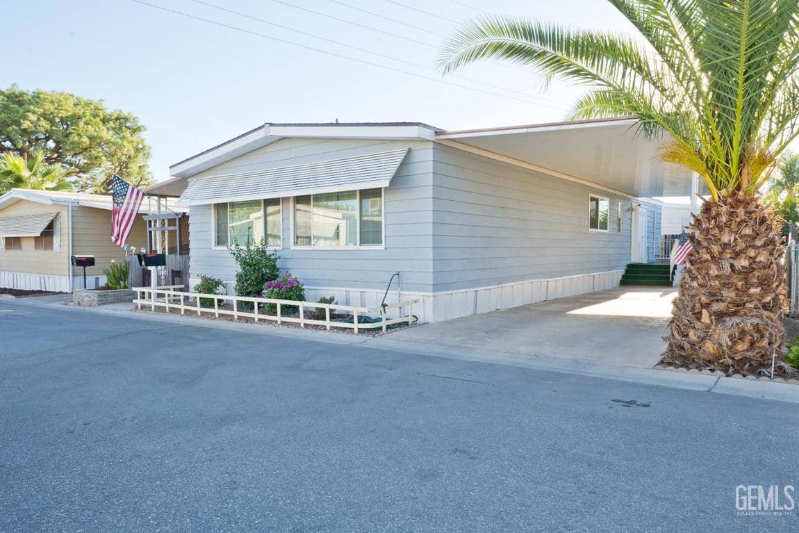 900 James Road — photo 3