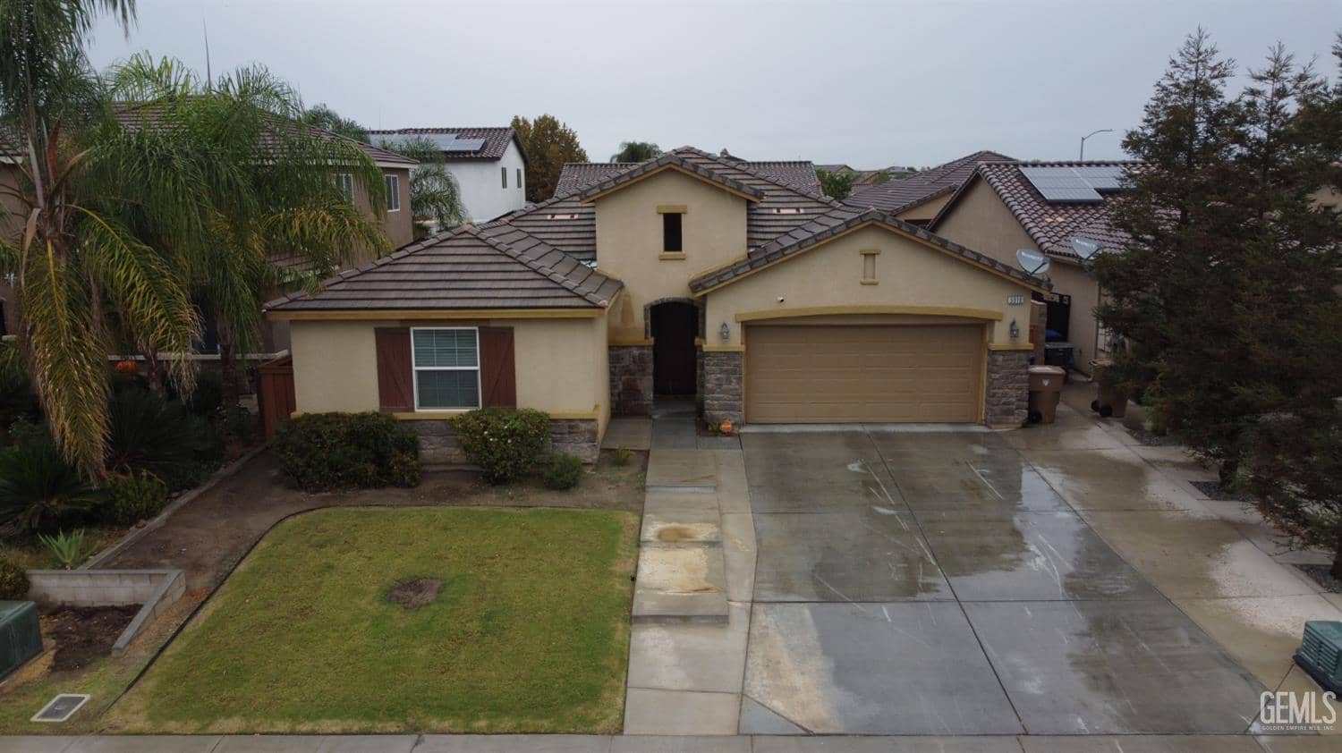 5910 Amber Ridge Drive