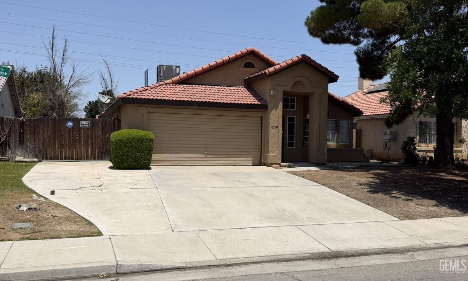1716 Saint Helens Avenue