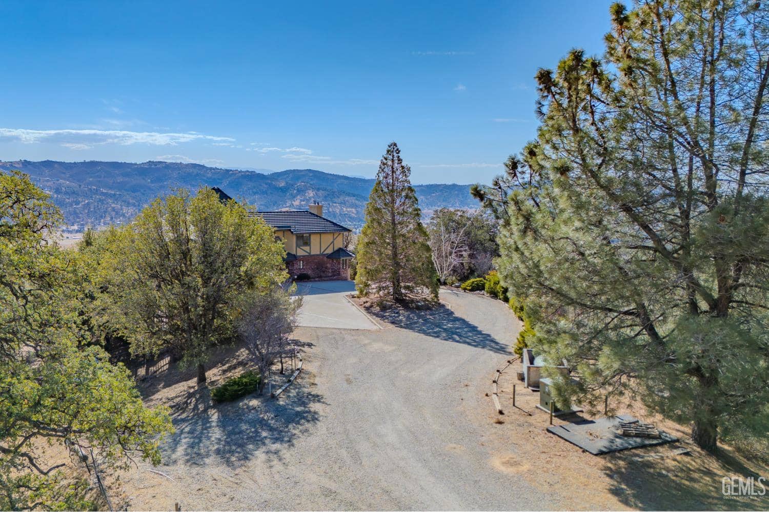24050 Jacaranda Drive — photo 3