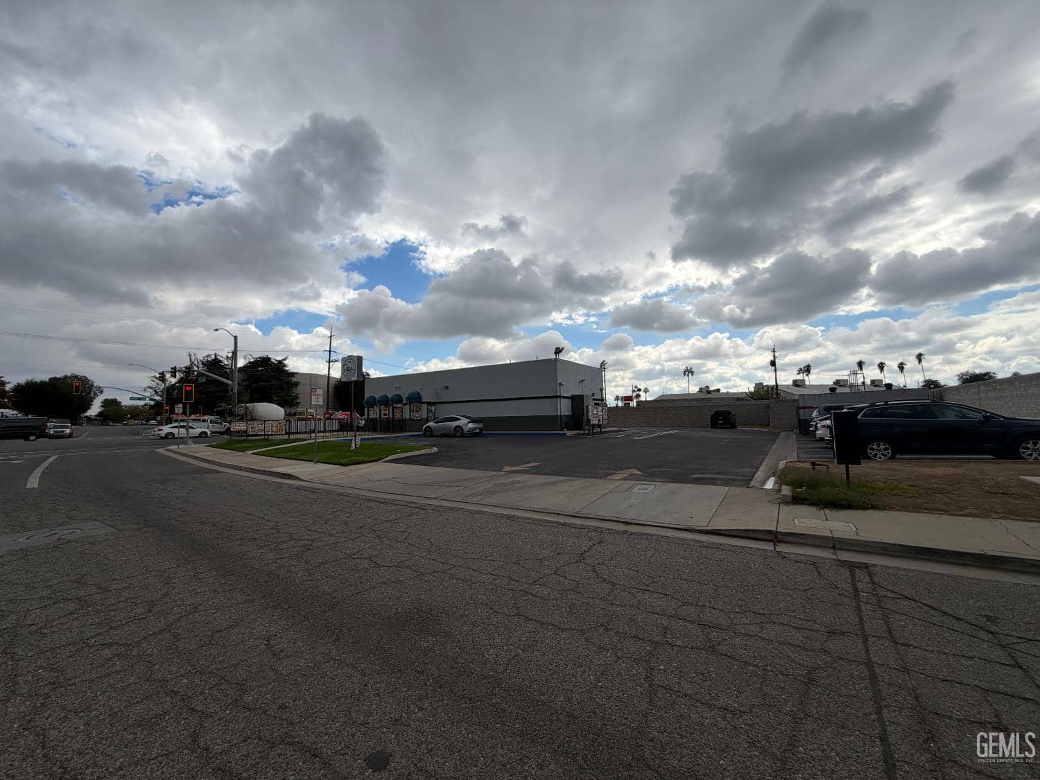 1301 Union Avenue — photo 5