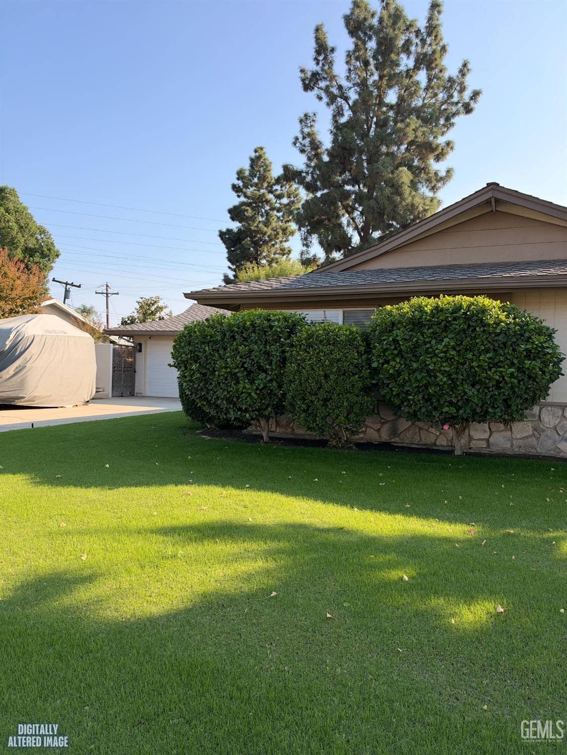 3213 Mulberry Drive — photo 2