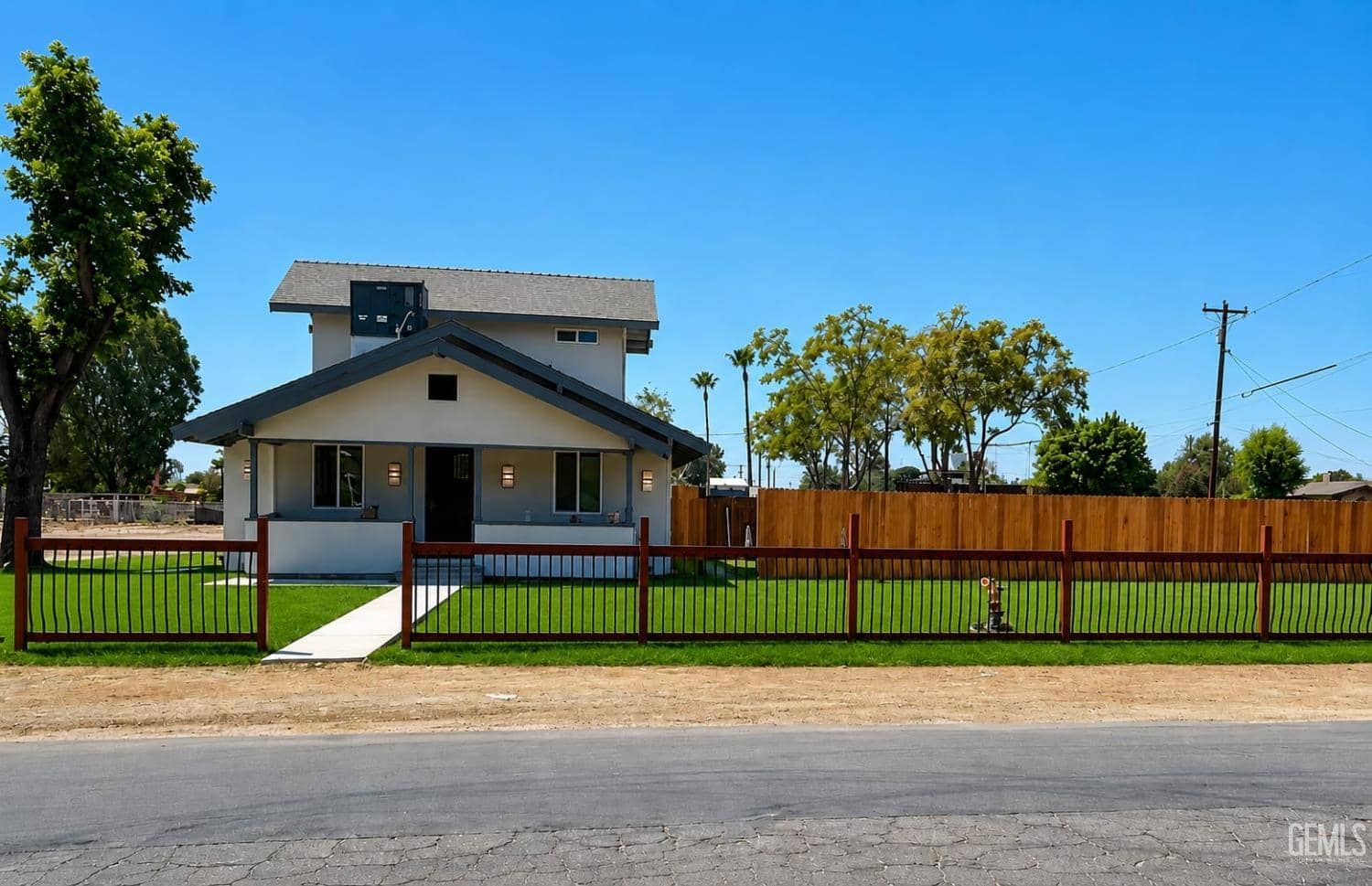 1700 Lotus Lane — photo 3