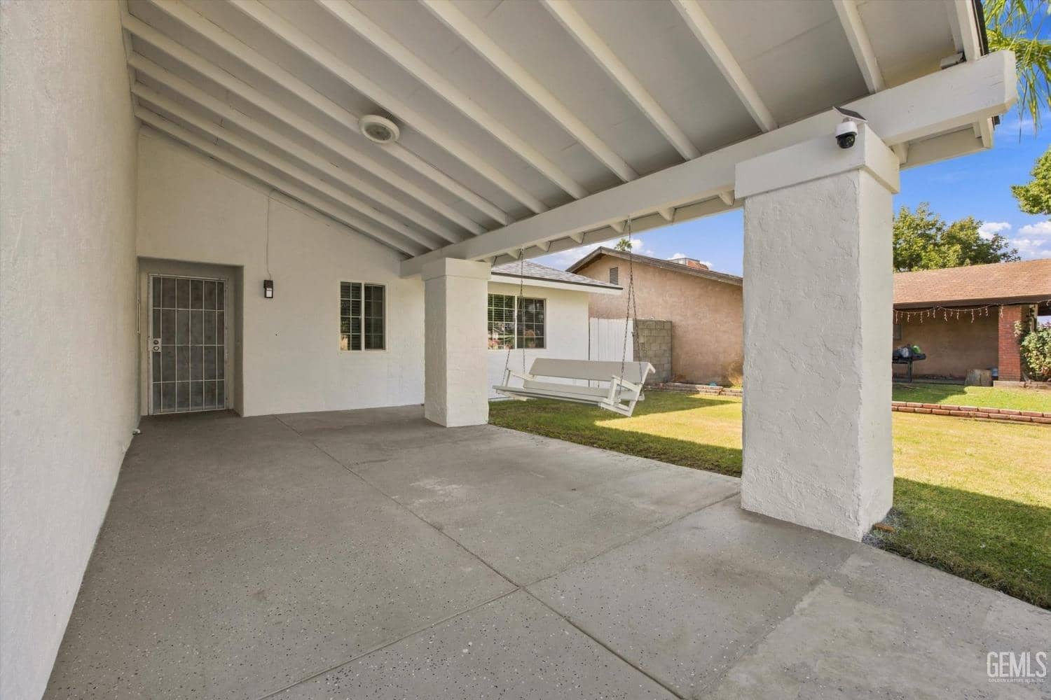 2401 Mandeline Court — photo 6