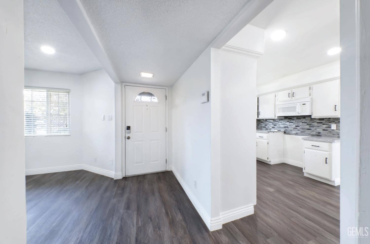 3104 Summer Side Court — photo 3