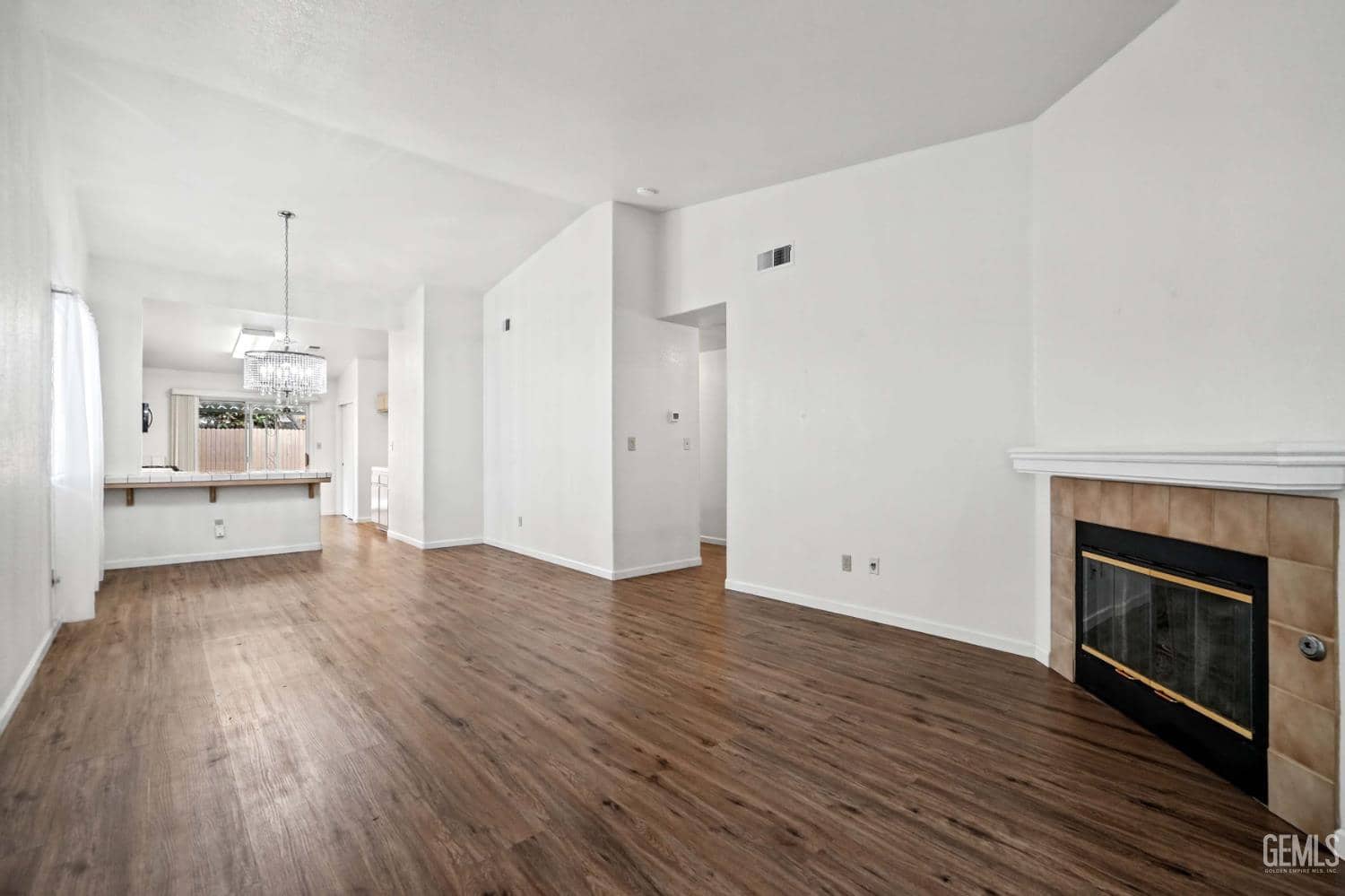 4040 Frost Way — photo 3