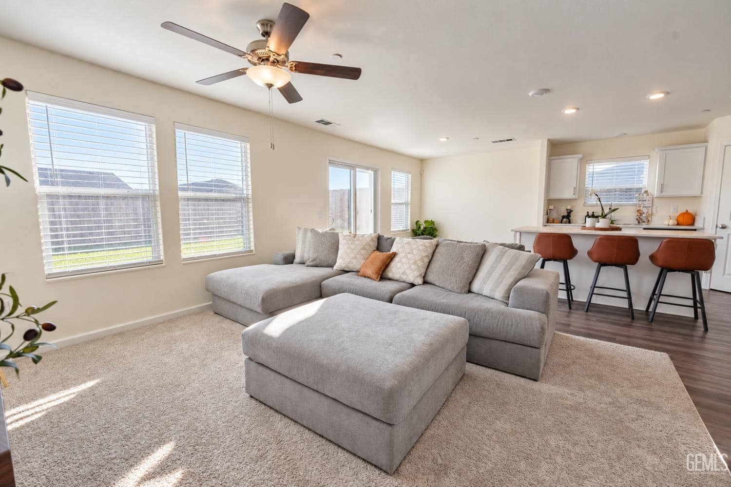 8611 Lacuna Coil Avenue — photo 6