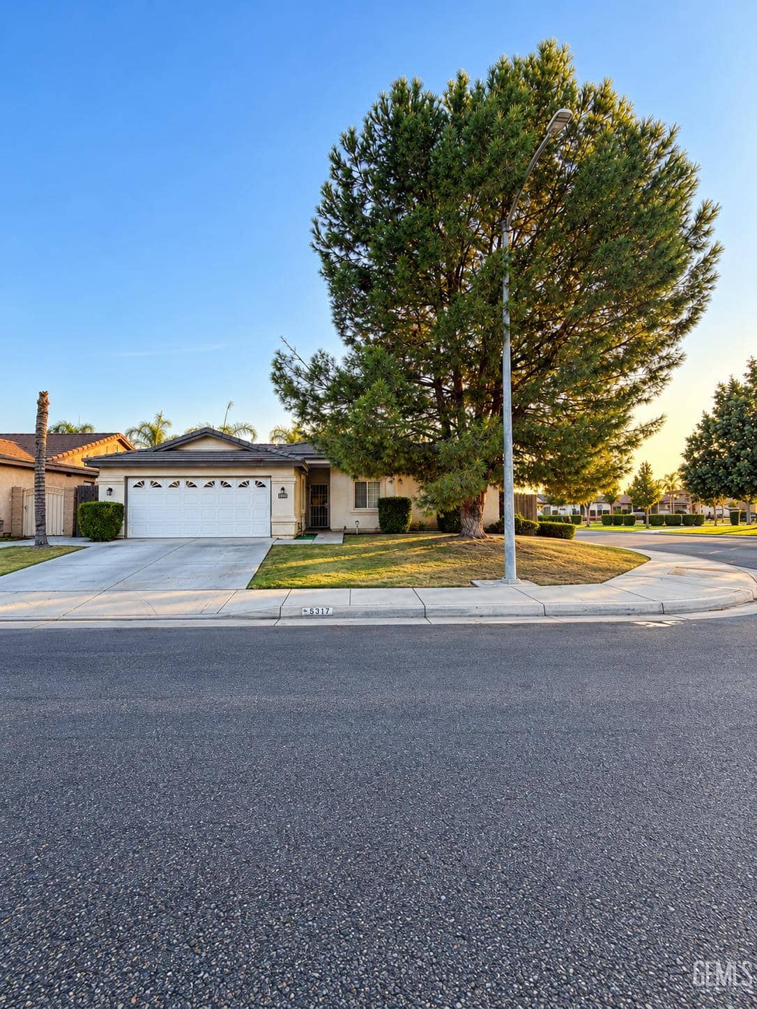 5317 La Pinta Maria Drive — photo 3