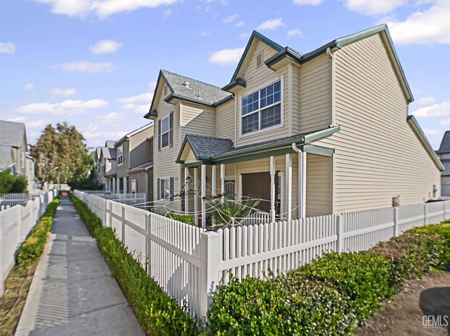 2101 Boyington Way — photo 2