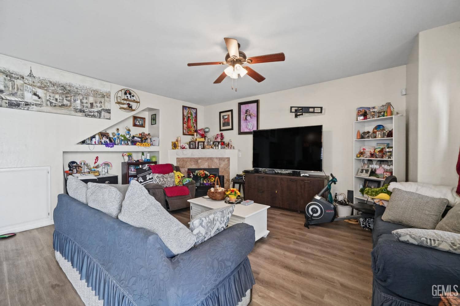2101 Boyington Way — photo 3
