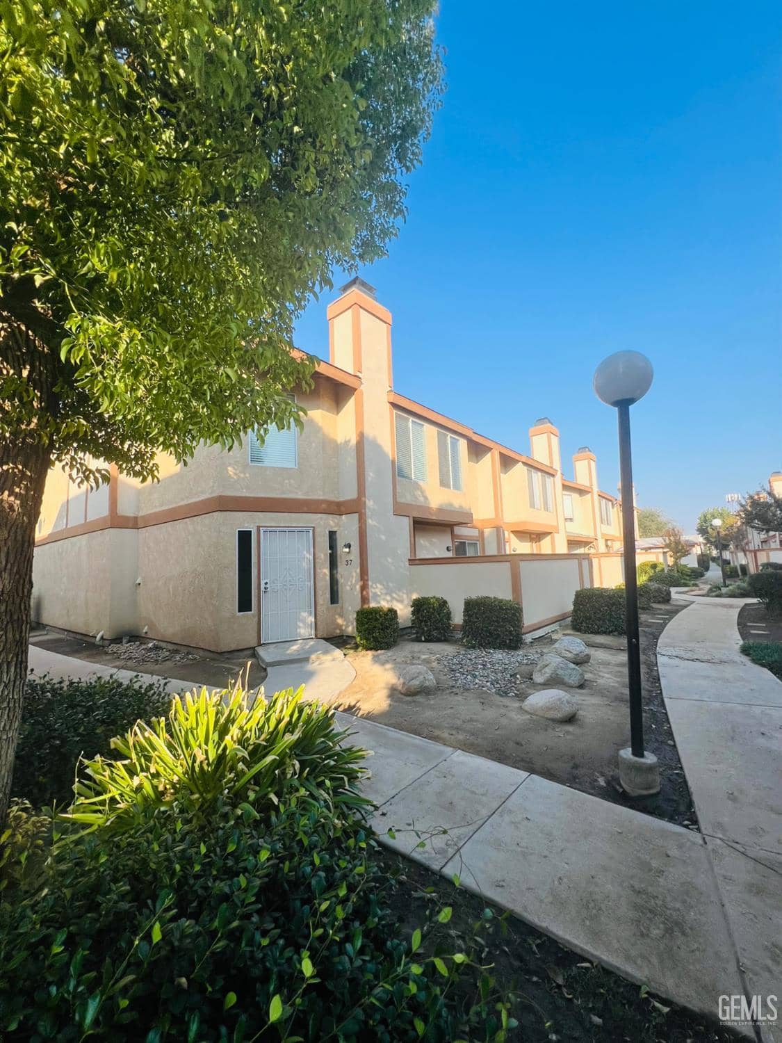 2600 Chandler Court — photo 3