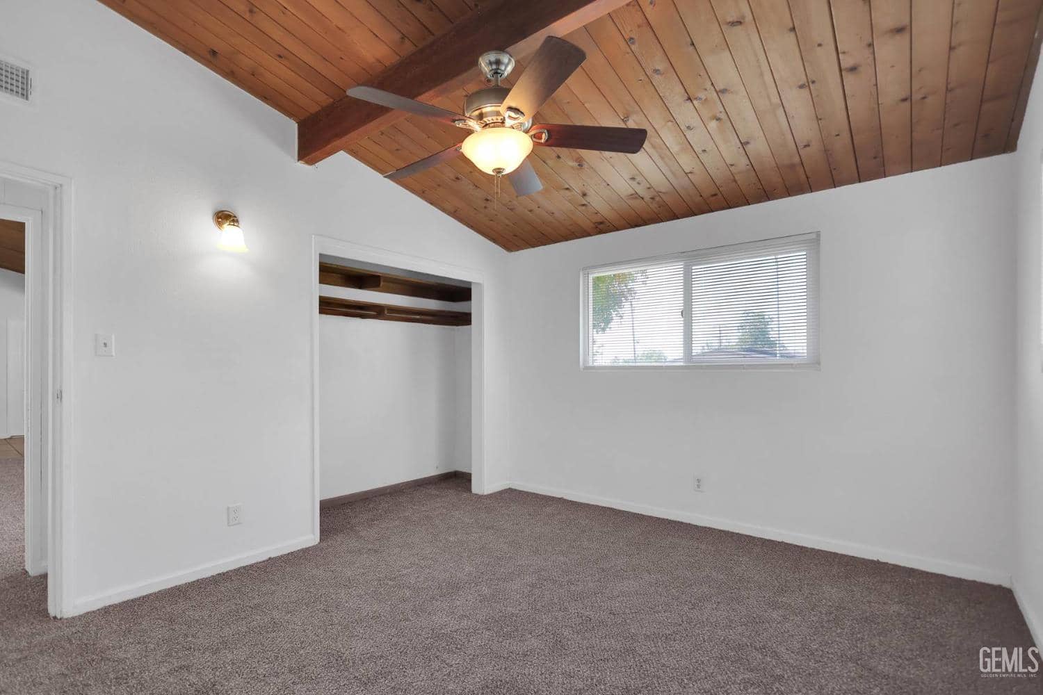 3321 Dwight Street — photo 5