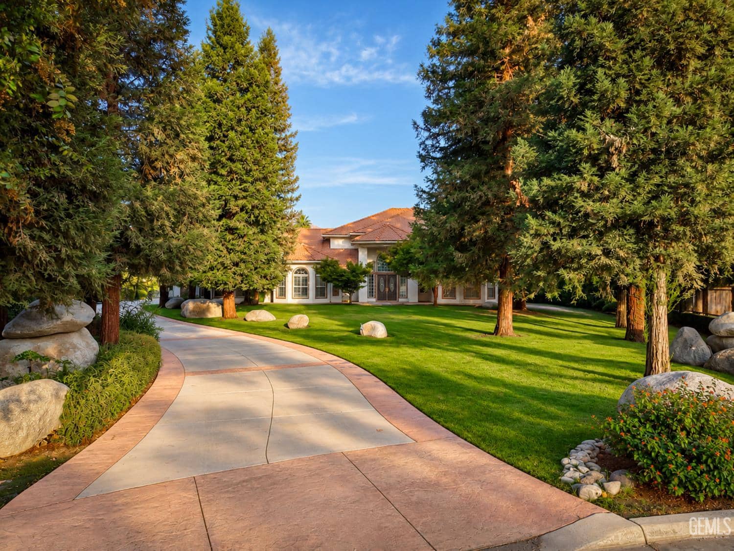 15017 Yokuts Lane — photo 3