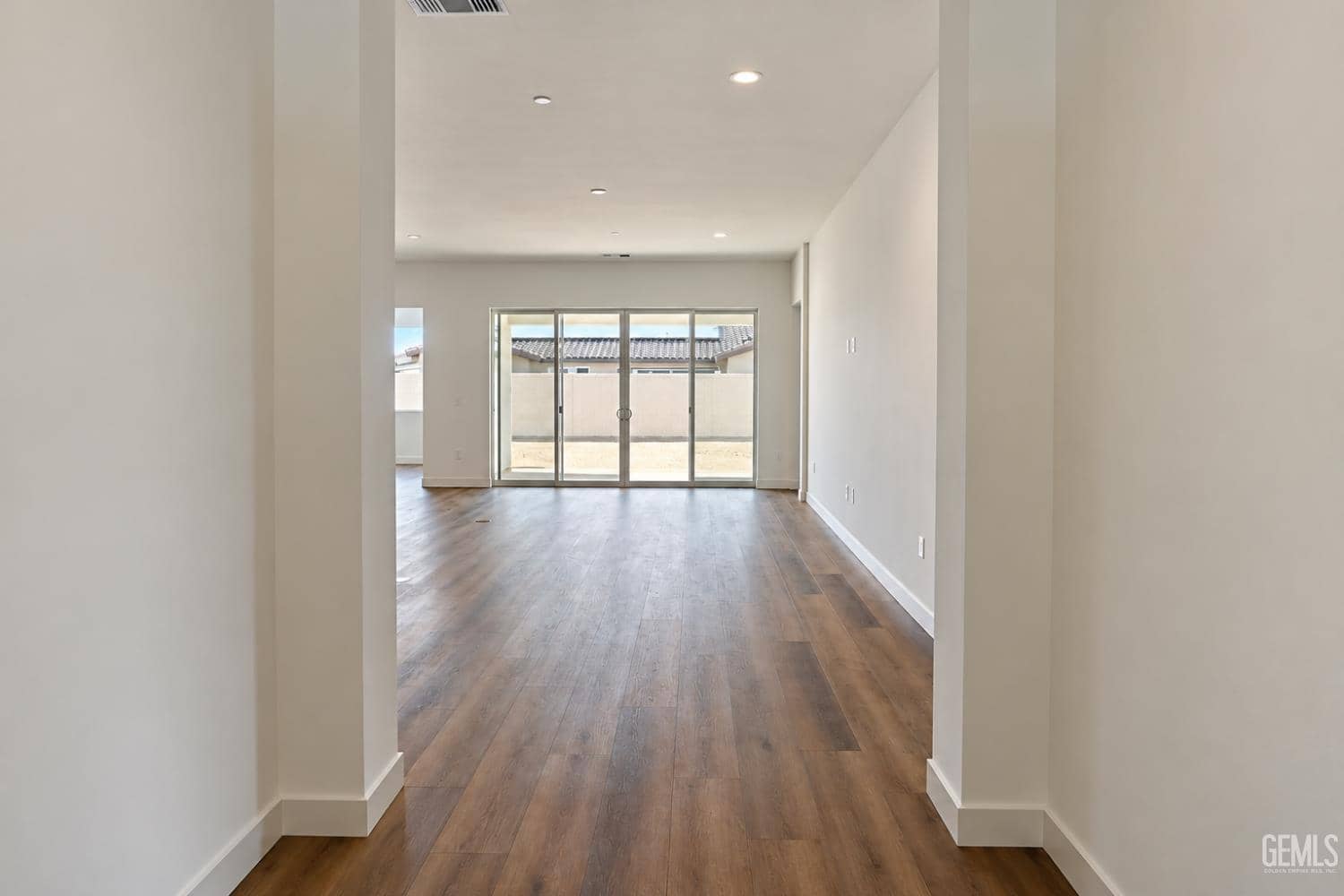 7113 Healthland Dr — photo 5