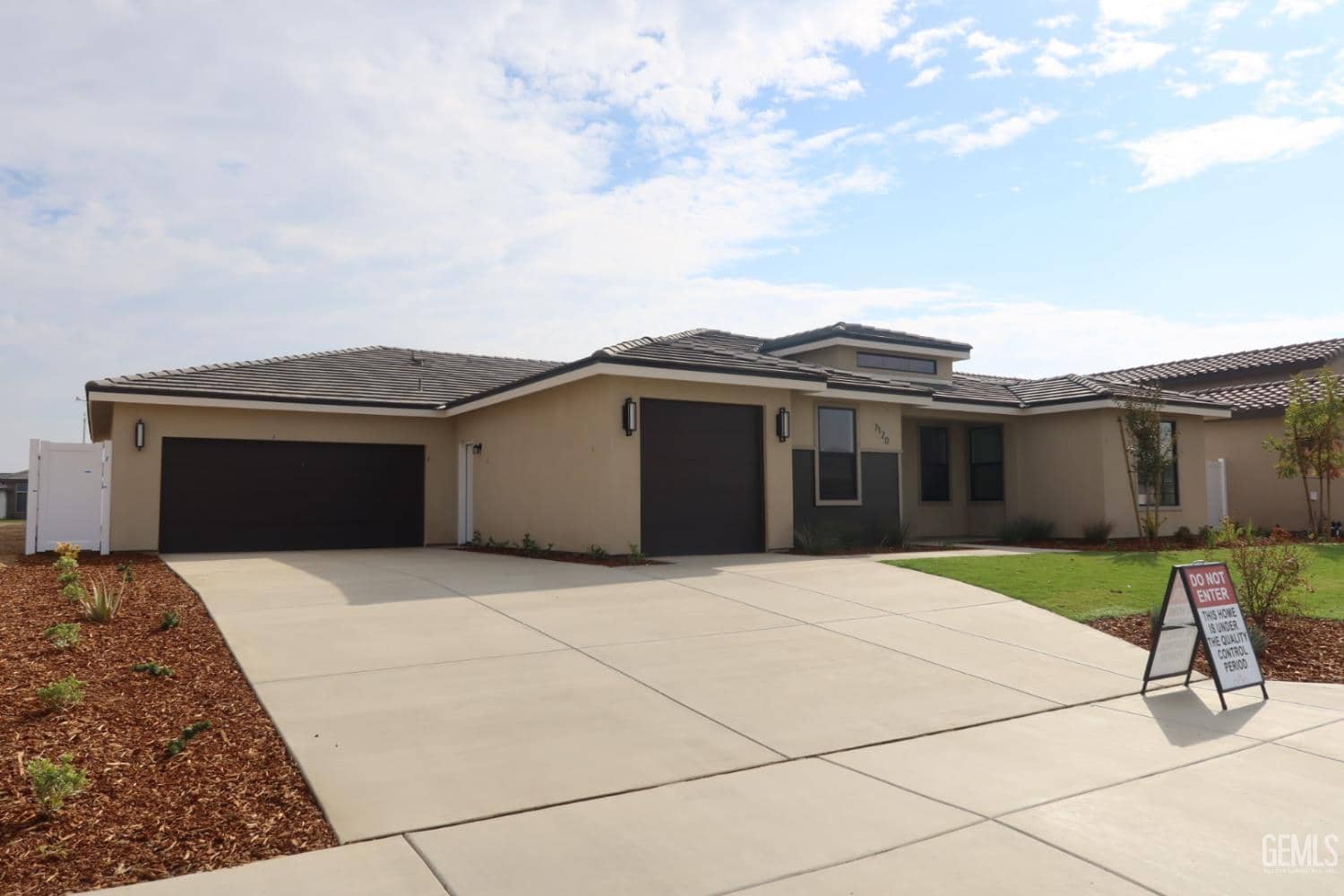 7120 Gladeview Ln — photo 4